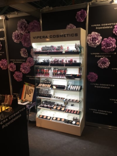 Примеры стеллажей